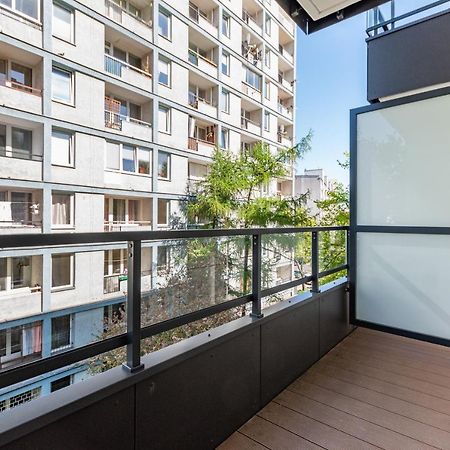 Aleja Solidarnosci 60B Warsaw Exterior photo